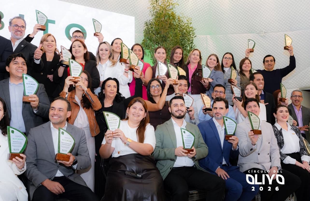ILE RECIBE RECONOCIMIENTO OLIVO VERDE